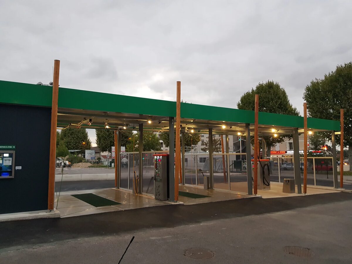 Vue d'ensemble station de lavage CG Lavage Auto Vaujours - Réalisation Expertise Lavage Auto