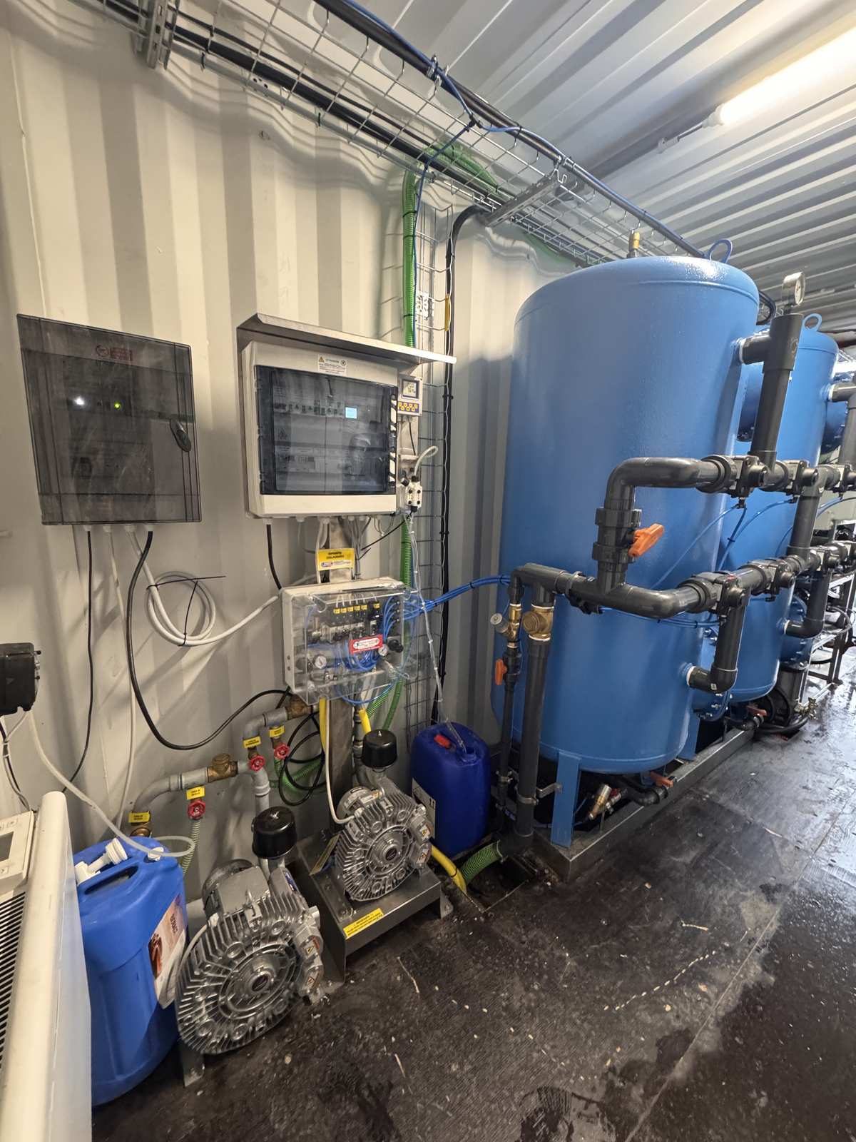 Local technique système de recyclage des eaux de lavage
